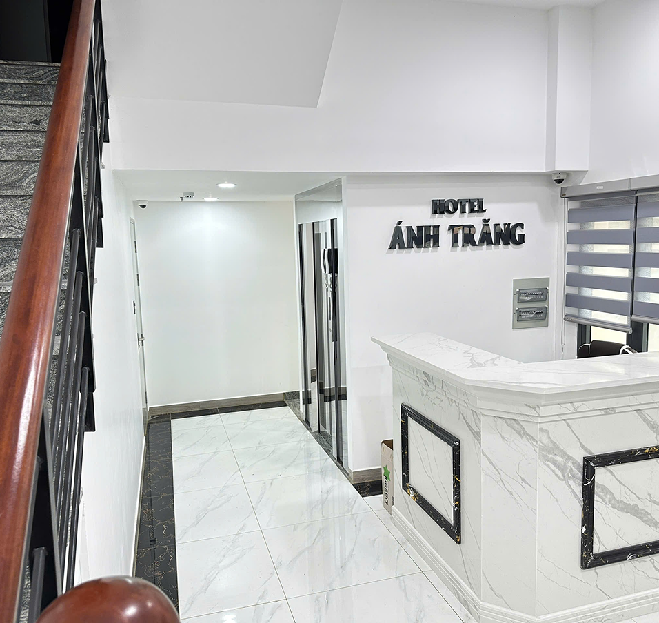 HOTEL ÁNH TRĂNG Nghỉ dưỡng trọn vẹn, ấm áp tựa ánh trăng